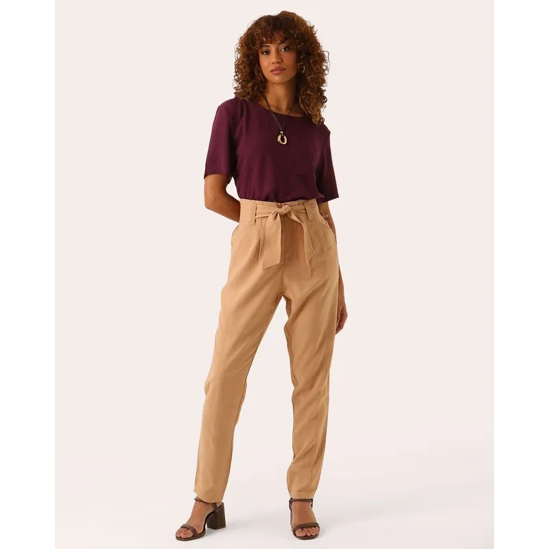 Calça Feminina Berry & Co. Alfaiataria com Amarração Bege UN