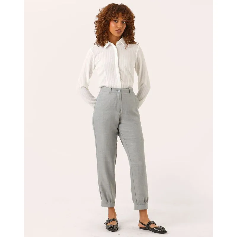 Calça Feminina Alfaiataria Reta com Bolsos Cinza P