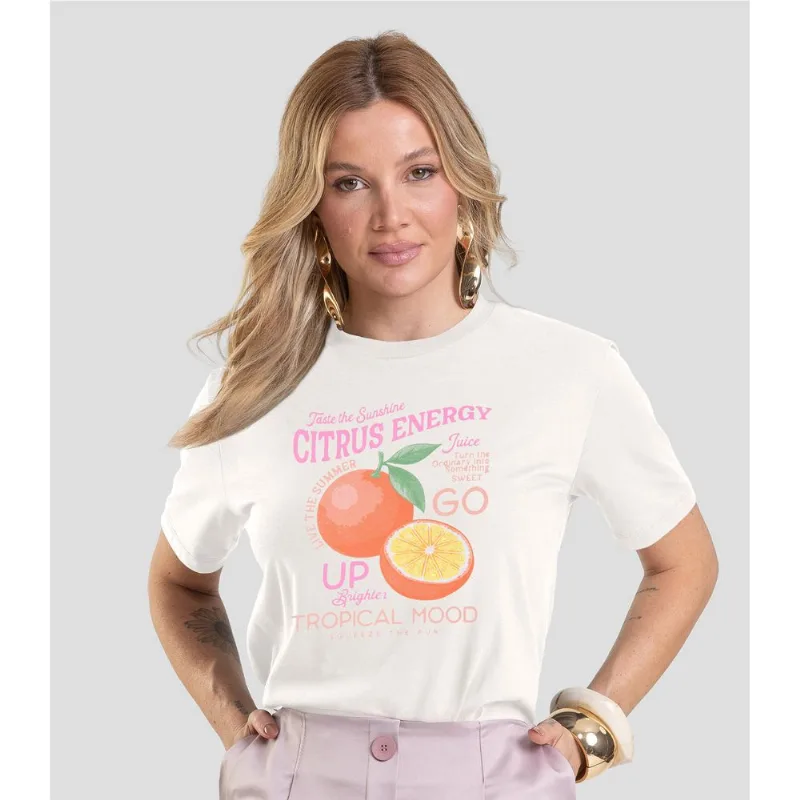 T-Shirt Feminina com Estampa de Frutas Dianna Bege PP