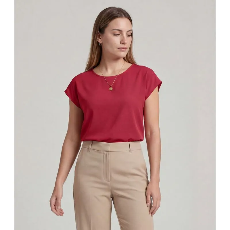 Blusa Feminina em Malha Infinita Cor Vermelho GG