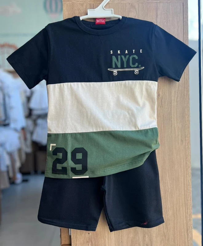 CONJUNTO CAMISETA MANGA CURTA LISTRAS SKATE 29 E BERMUDA MENINO KYLY Preto / 12