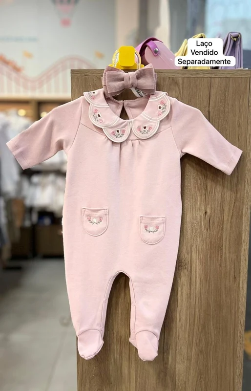 MACACÃO MANGA LONGA BORDADO FLORES FUROS MENINA MILON ROSA / 3-6M