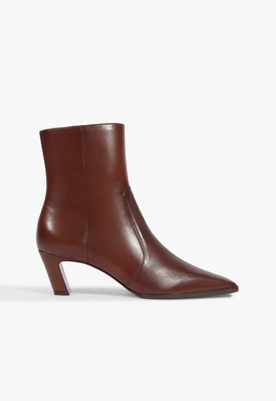 Delila Leather Bootie 8.5 / Warm Toffee / Leather