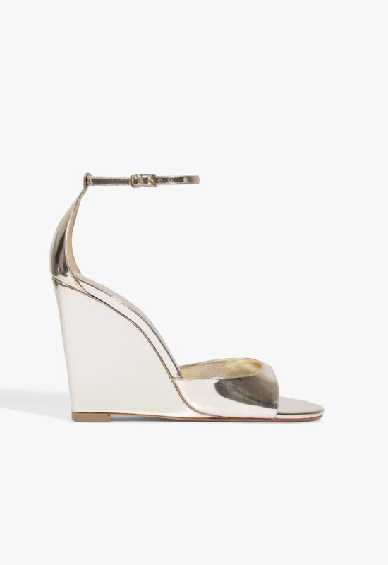 Scarlett Wedge Sandal 10.5 / Platinum / Metallic
