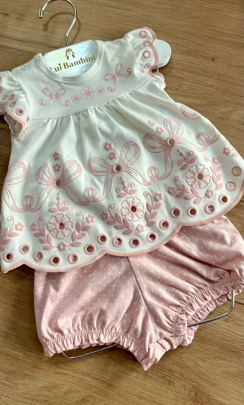 CONJUNTO BLUSA BATA LAÇOS E FLORES COM SHORT POÁ MENINA MILON OFF/ROSA / 9-12M