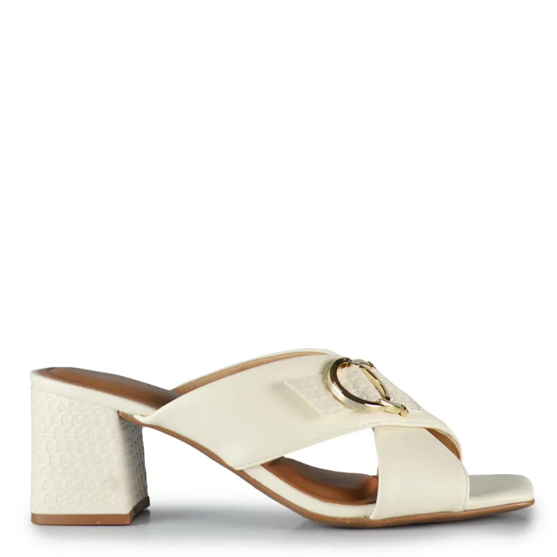 Tamanco Comfortflex Feminino 2638403 01 NP PLUS COCONUT 36