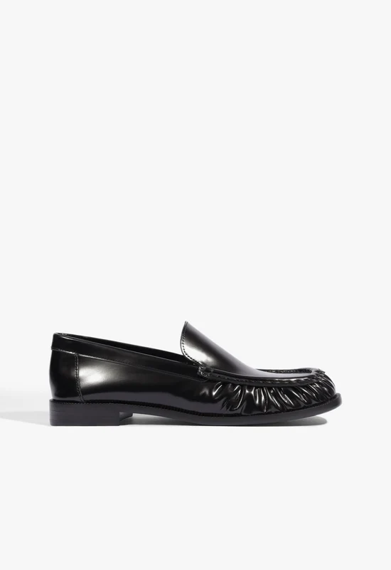 Tyla Leather Loafer Flat 10 / Black / Leather