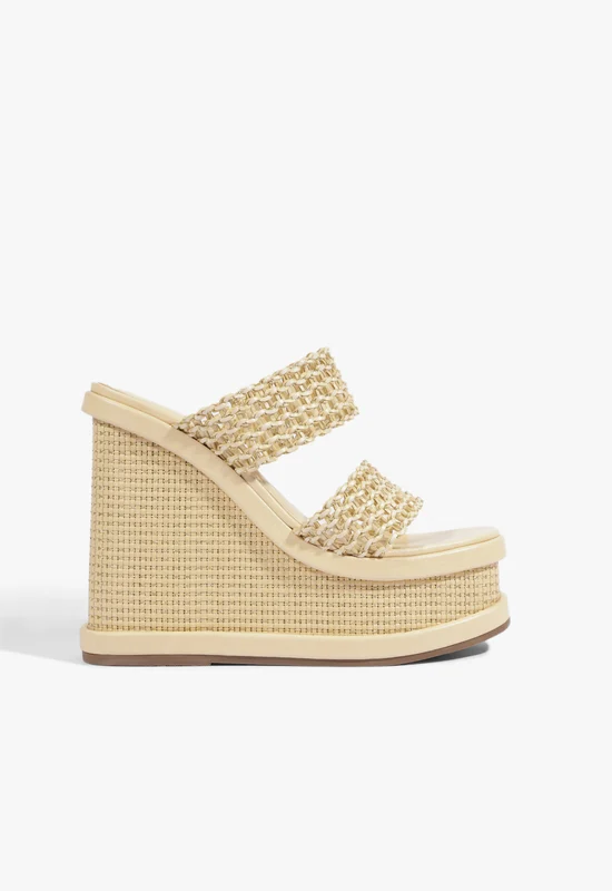 Aberdeen Wedge Sandal 6 / Beige / Synthetic