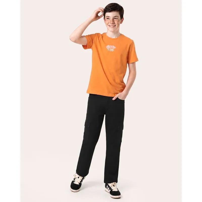 Calça Jeans Juvenil Reta com Bolsos Cargo Preta 4