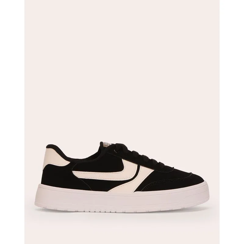 Tênis Feminino Izalu Casual Camurça com Recortes Preto 33