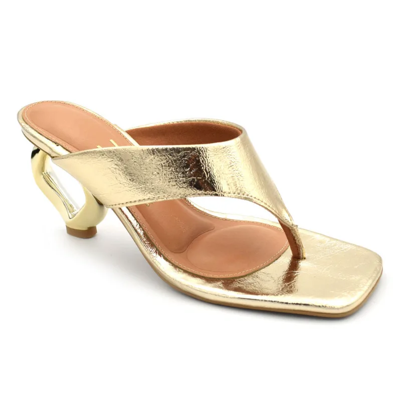 Tamanco com Salto Geométrico Feminino Vizzano Dourado 6592.201.30591 39