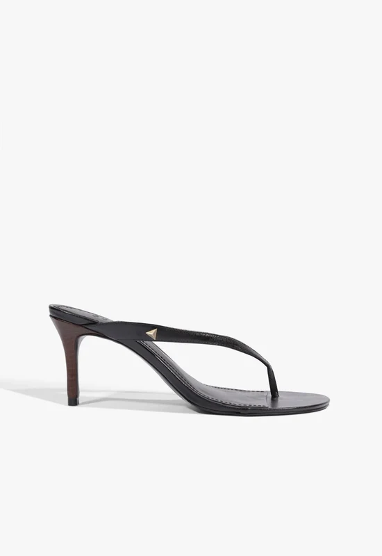 Riley Leather Sandal 10.5 / Black / Leather