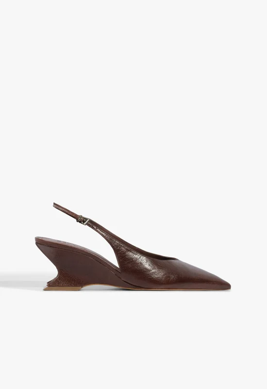 Siena Mid Buckle Leather Pump 8.5 / Brown / Leather