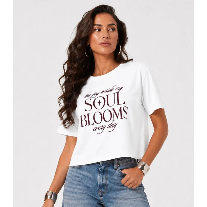 Blusa Feminina Com Estampa De Frase Infinita Cor Branco GG