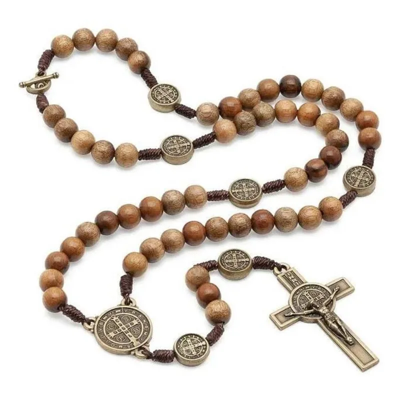Colar Terço De São Bento Contas De Madeira Com Cruz E Medalh