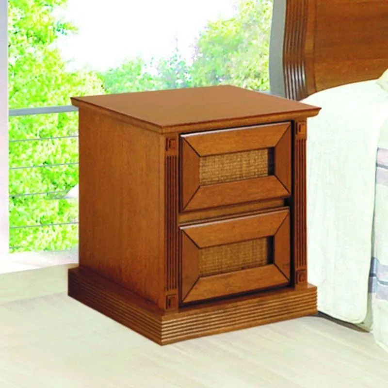 Mesa De Cabeceira Com Detalhe Em Ratan - Romana Montanhês