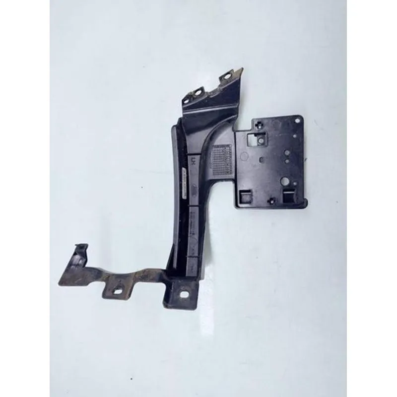 Guia Para-choque Traseiro Esquerdo Land Rover Evoque 11/17