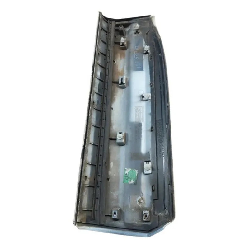 Moldura Porta Traseira Esquerda Tiguan 2010 A 2016 C Detalhe