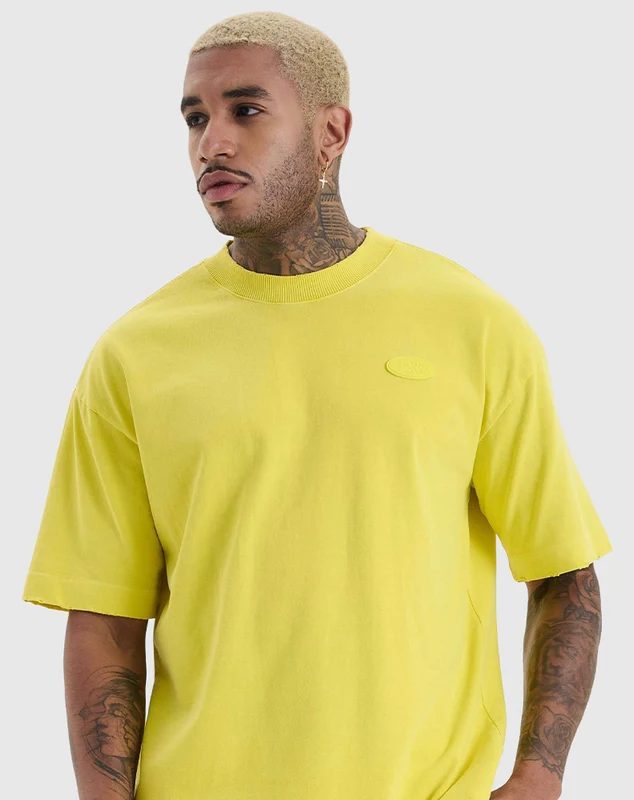 Camiseta Over Linus + Baw Flúor GG