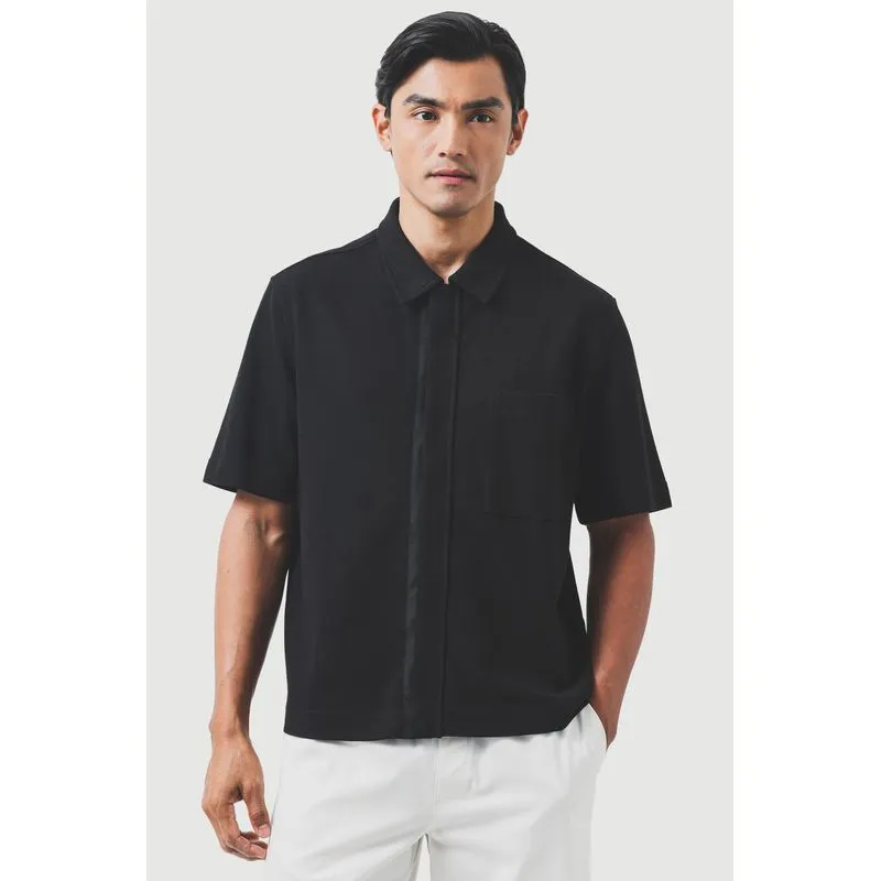 Camisa Manga Curta Box Com Zíper Preto - M