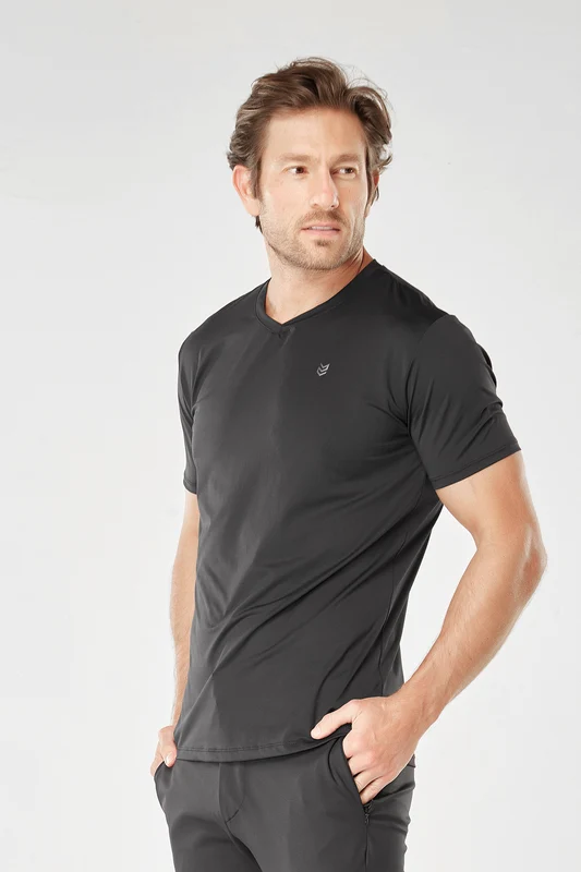 Camiseta Dry Tech Gola V - Preto Preto / G
