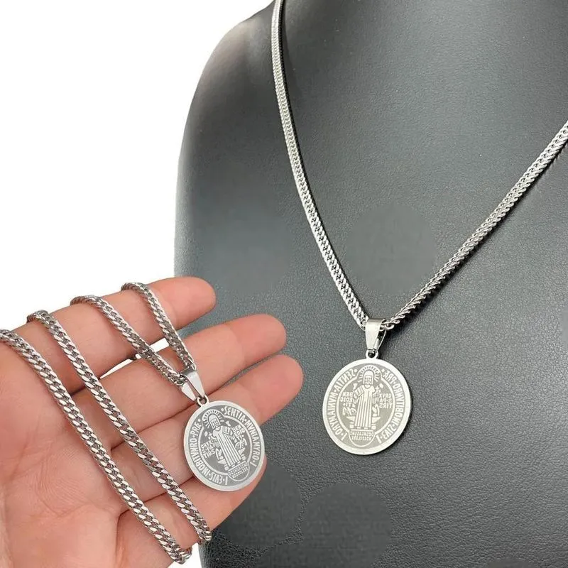 10x Cordão Aço Cirúrgico 70 Cm Pingente Medalha São Bento P