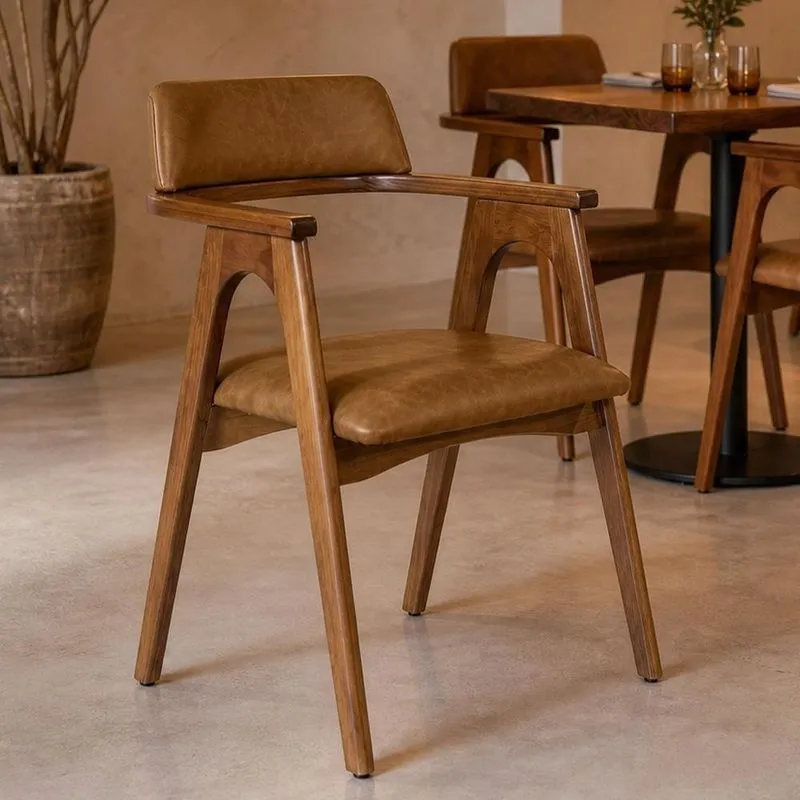 Cadeira De Jantar Lara L02 Estrutura Em Madeira Maciça Couríssimo Marrom Lyam Decor