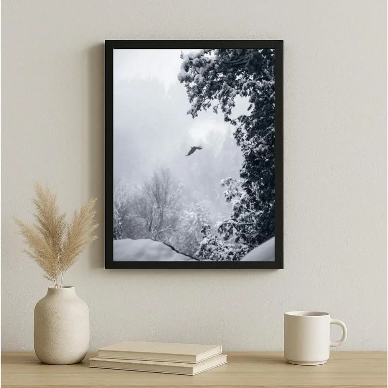 Quadro Decorativo Falcão - Paisagem Neve 45x34cm - Com Vidro
