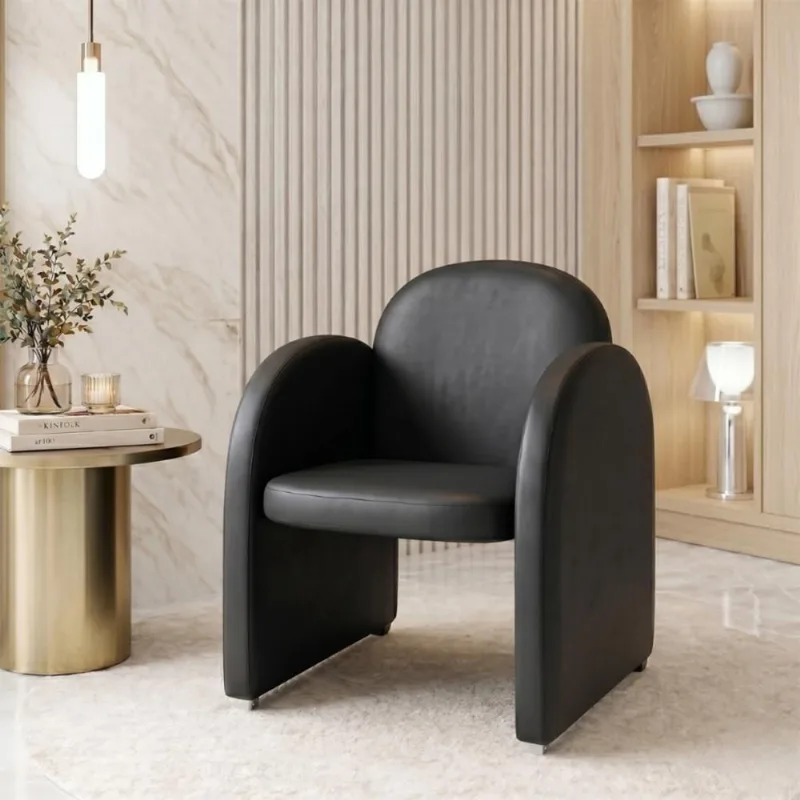 Poltrona Nayara Descanso Decorativa Couro Sintético Confortável Preto Matrix