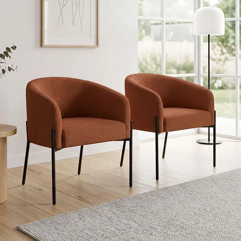 Poltrona Decorativa Arielle Com Base Tubo Preto Boucle Confortável Terra Cota