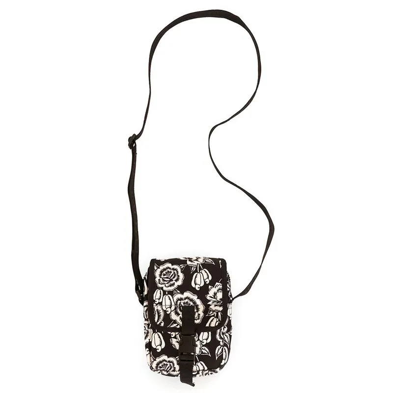 Bolsa Transversal Feminina Farm Fervo Floral Caju Preto 78338332 UNICO