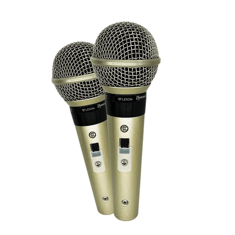 Kit 2 Microfones Leson Sm58 Plus Corpo Metálico Cabo Cannon Xlr Cor Champanhe
