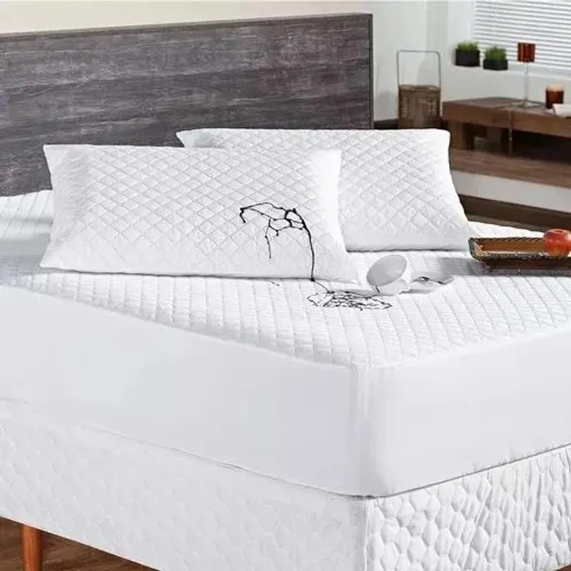 Capa Para Colchão Impermeável E Matelada Casal Padrão - Bran