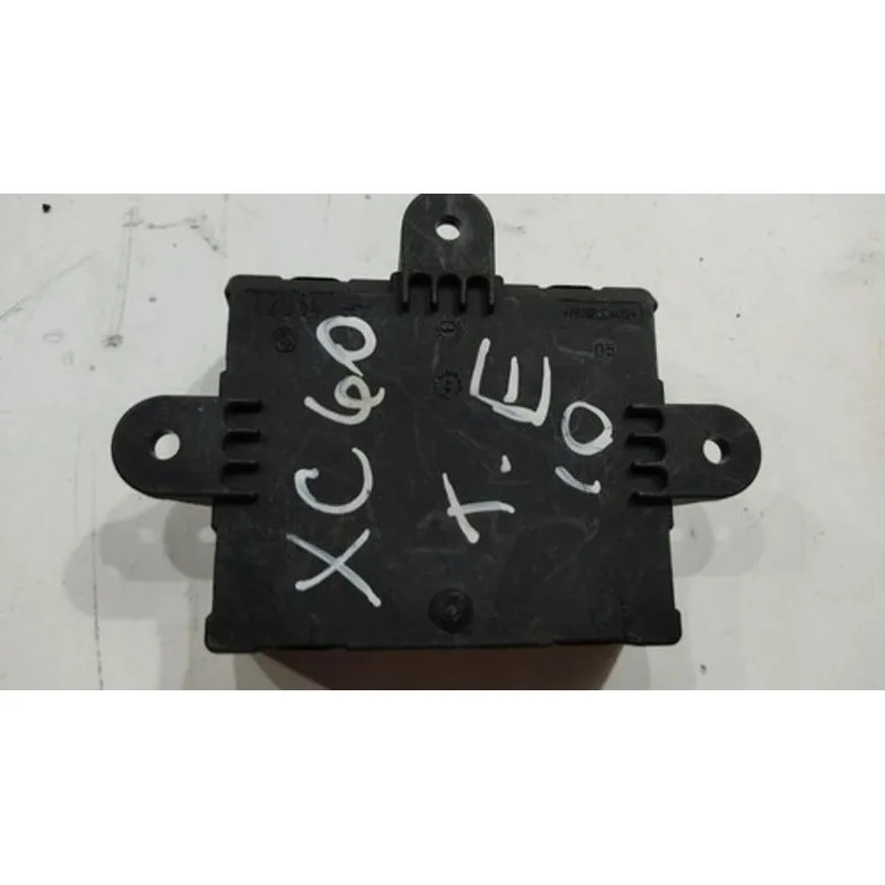 Módulo De Vidro Volvo Xc60 Traseiro Esquerdo 2010