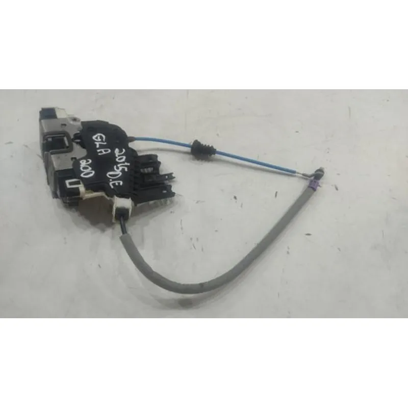 Fechadura Dianteira Esquerda Mercedes Gla200 2016