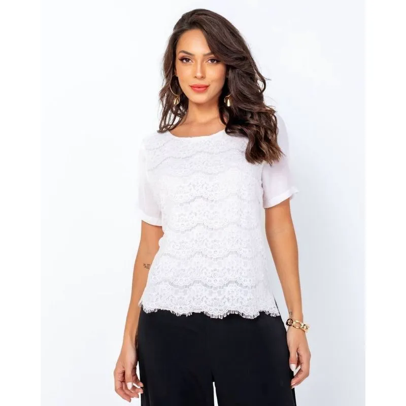 Blusa de cetim com renda branca