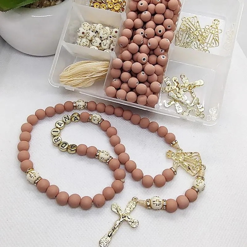 Kit Terço 4 Peças - Bolas, Strass, Entremeios - Maleta