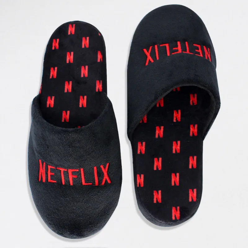 Chinelo Netflix Logo 36