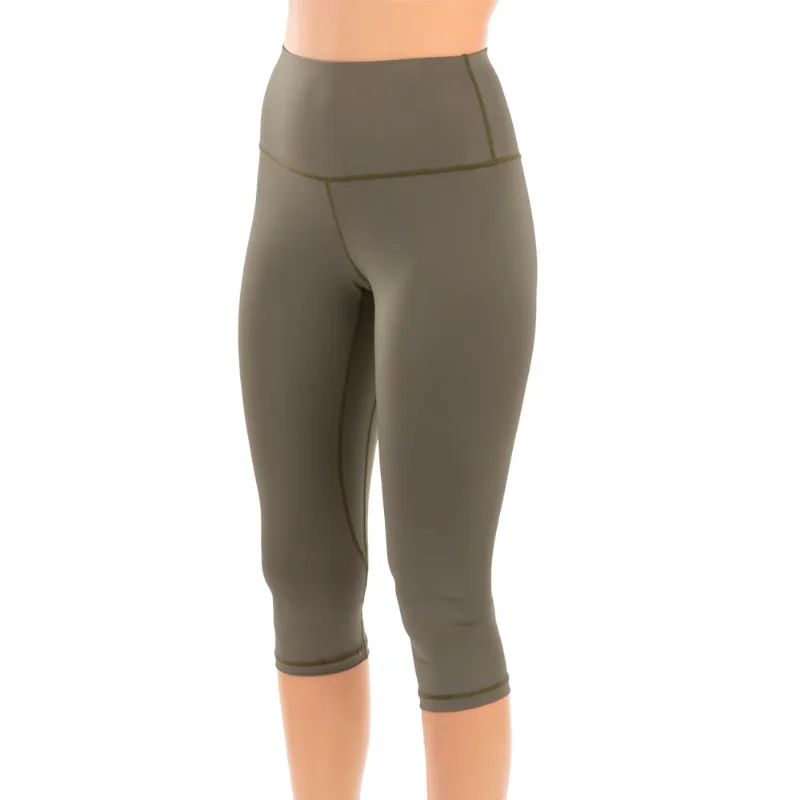 Calça Capri Fitness 3D Com Pala Dupla E Bolso Invisível Verde Militar