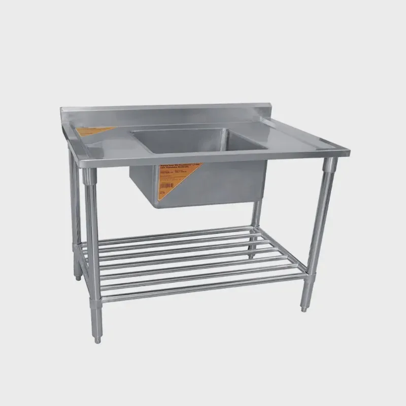 Pia inox 1,5 m com uma cuba 60x60x25 cm e prateleira gradeada