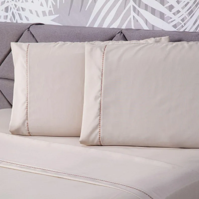 Jogo De Cama Liso Bege Queen 04 Pçs Micropercal 180 Fios