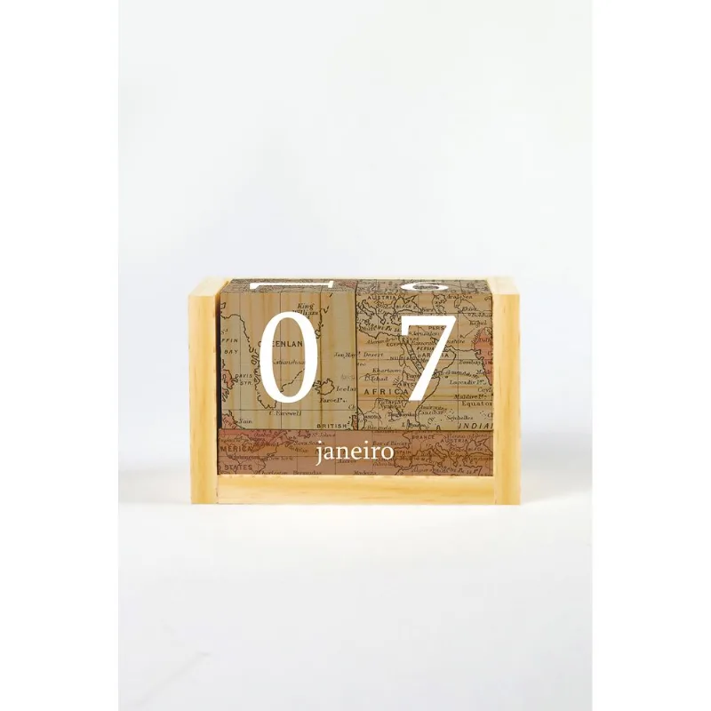 Calendário De Mesa Cubo Mapas 15 X 9,5cm