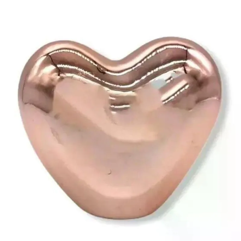 Escultura em ceramica coração rose gold mart