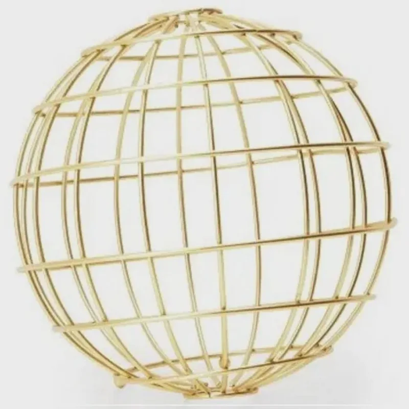 Escultura Esfera em Metal mart 15841