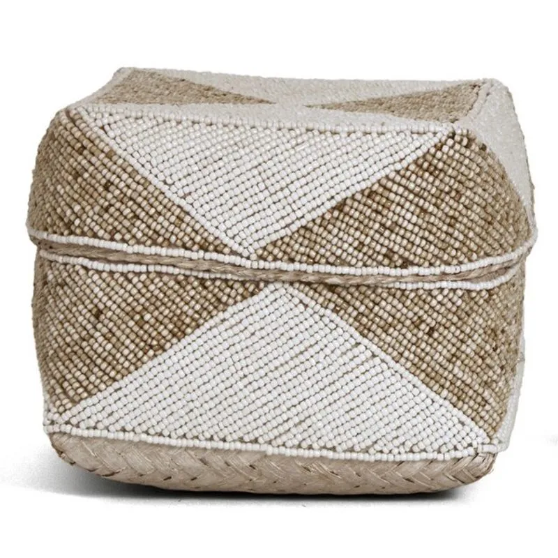 Cesta com tampa fibra bambu E micangas bege E branco mart G