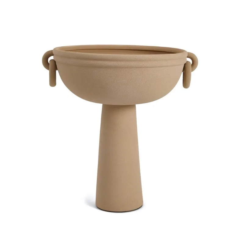 Vaso em ceramica nude com pedestal com alças E argolas mart
