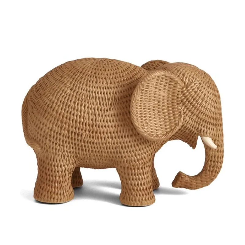 Escultura elefante em polirresina caramelo amadeirado P