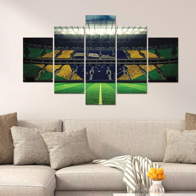 Placas Decorativas em MDF Bandeira do Brasil no Estádio 5 un