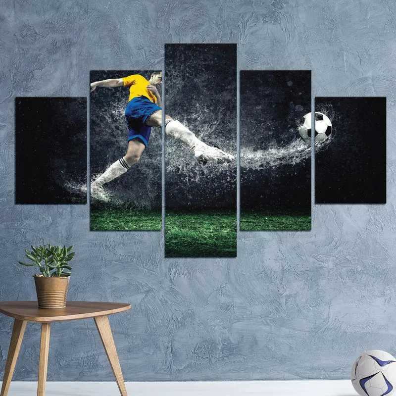Placas Decorativas em MDF Jogador de Futebol na Chuva 5 un