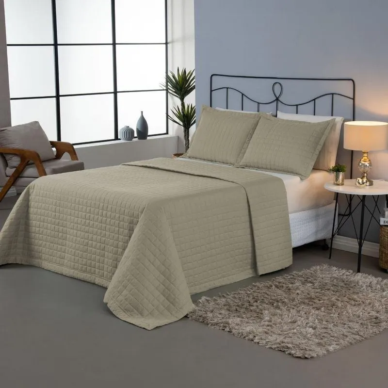 Kit Cobre Leito Matelado Copacabana 3 Peças Casal 100% Poliéster Percal 300 Fios - Cáqui